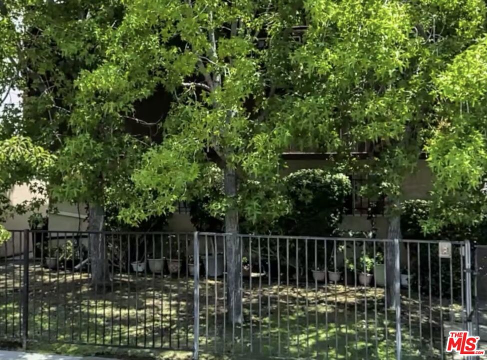 2946 S Western Avenue, Los Angeles, CA 90018 — photo 1