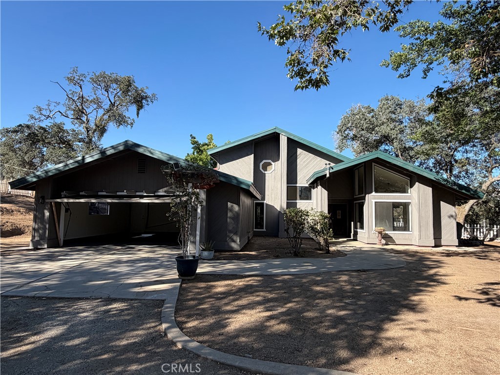 29642 Hart Oaks Drive, Keene, CA 93531 — photo 1