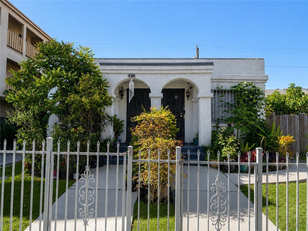 1015 Dawson Avenue, Long Beach, CA 90804 — photo 1