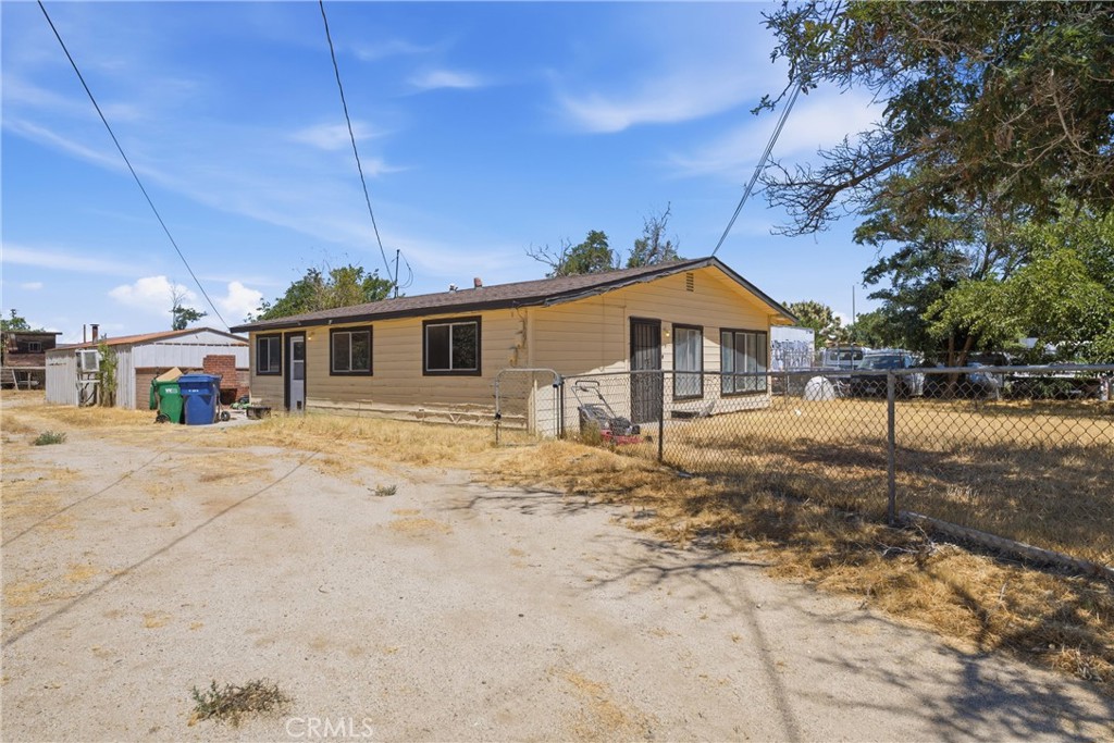 42735 2nd E, Lancaster, CA 93535 — photo 1