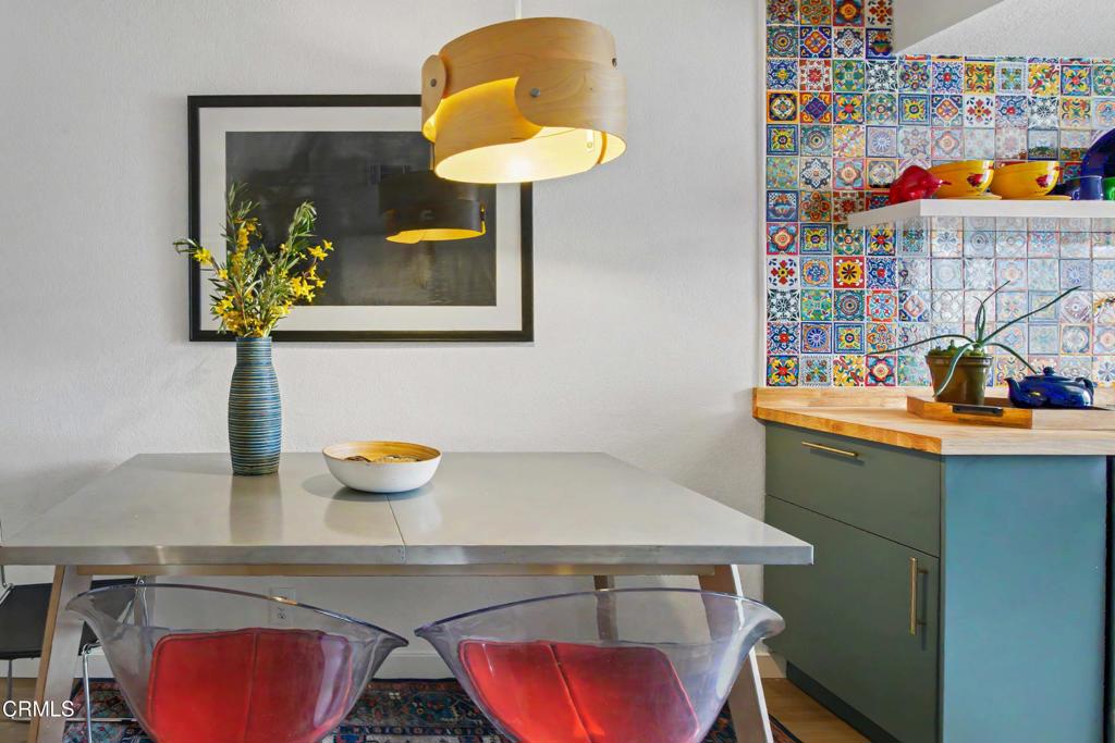 10960 Bluffside 102, Studio City, CA 91604 — photo 1