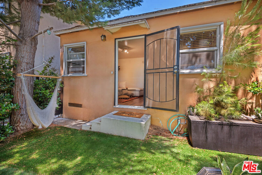 13013 Venice Boulevard, Los Angeles, CA 90066 — photo 1
