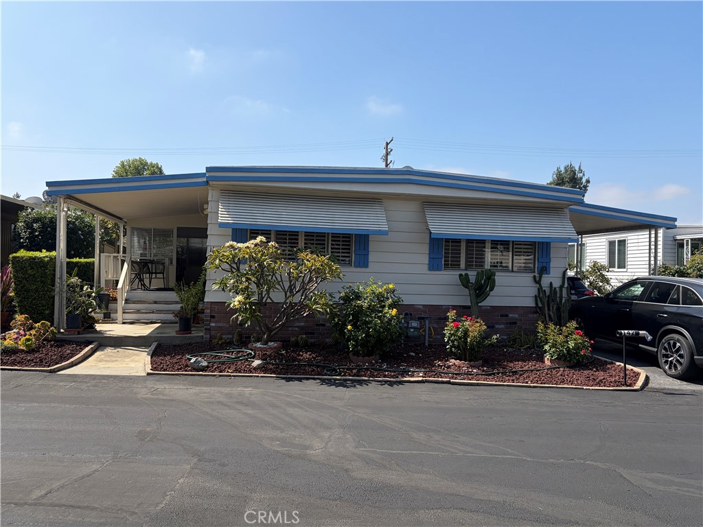 840 E Foothill 142, Azusa, CA 91702 — photo 1