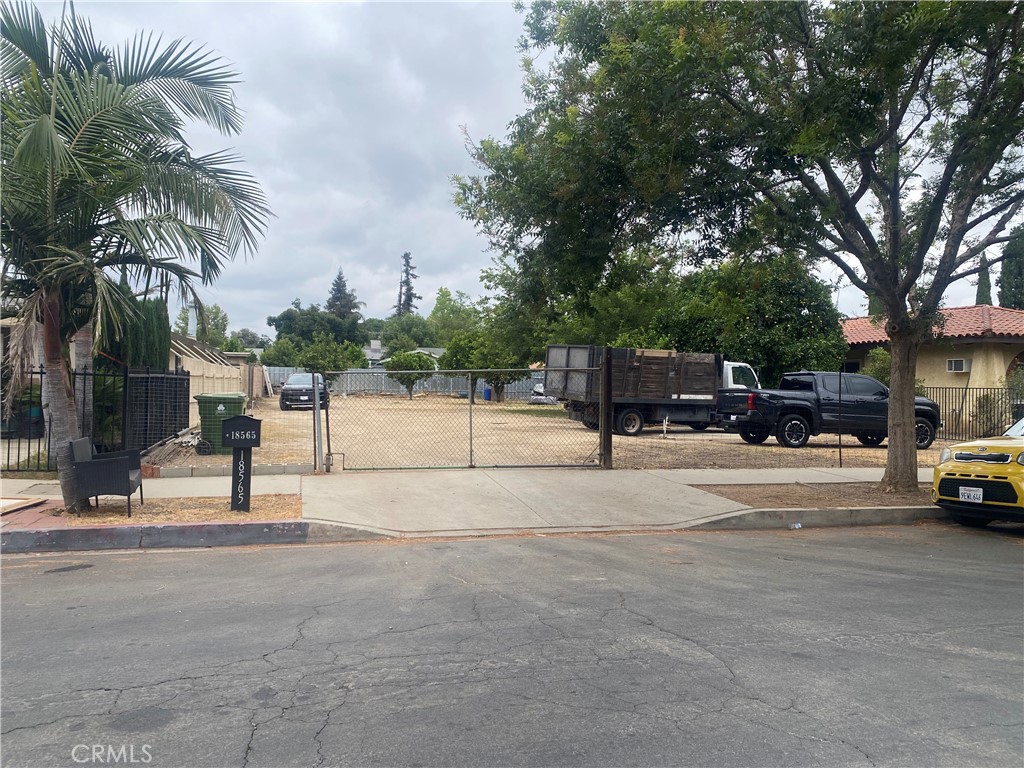18565 Ingomar, Reseda, CA 91335 — photo 1