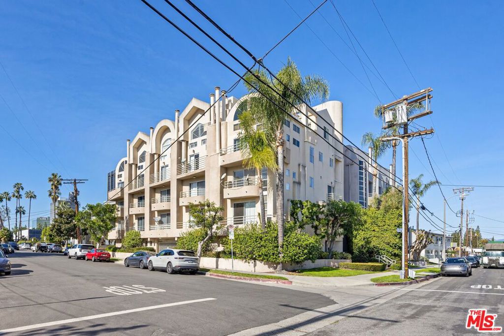 4549 Haskell Avenue 1, Encino, CA 91436 — photo 1