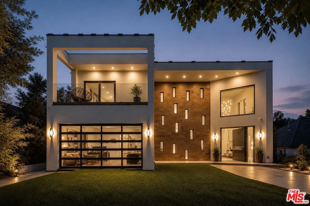 12443 W Sunset Boulevard, Los Angeles, CA 90049 — photo 1