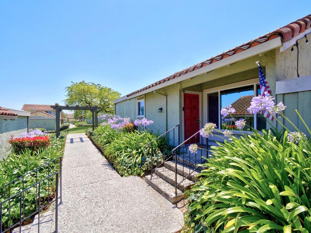 262 Crestview Drive, Watsonville, CA 95076 — photo 1