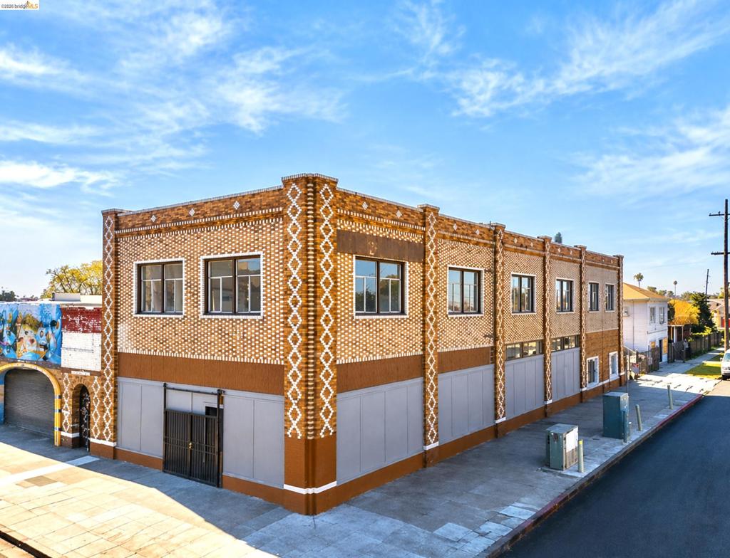 8801 International Blvd, Oakland, CA 94621 — photo 1
