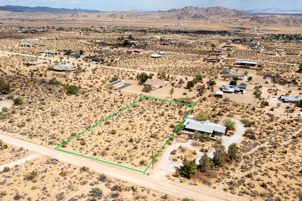 207 Onaga Trail, Joshua Tree, CA 92252 — photo 1