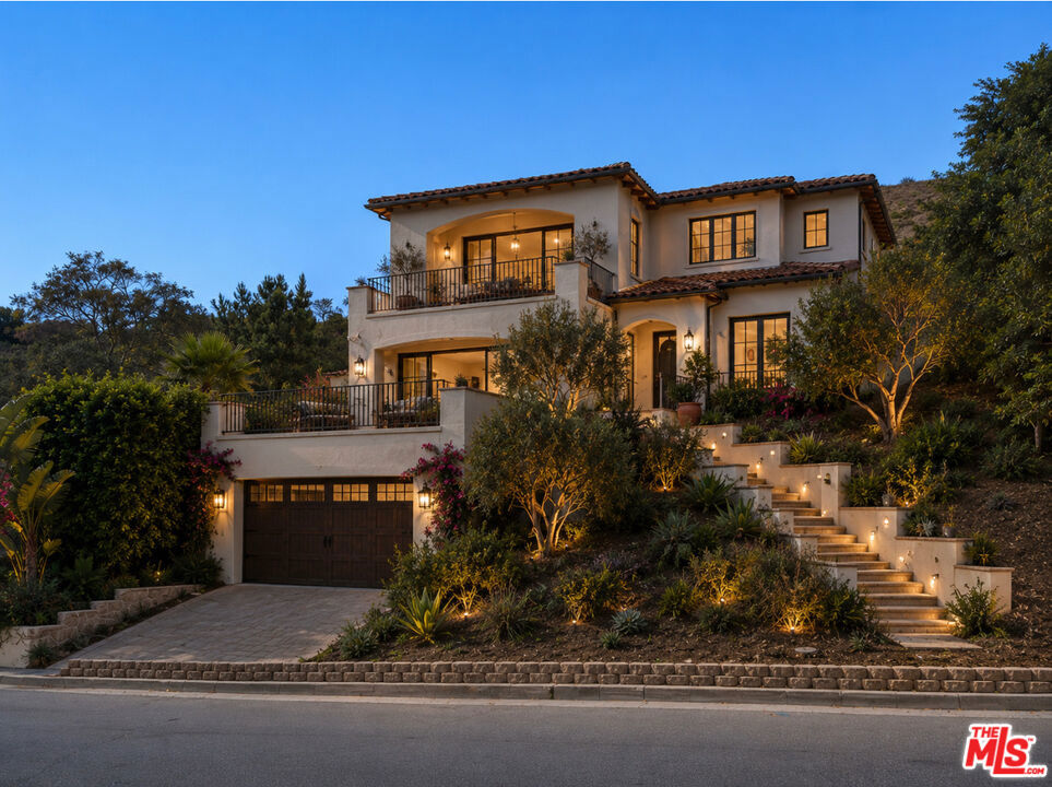 2133 Outpost Drive, Los Angeles, CA 90036 — photo 1
