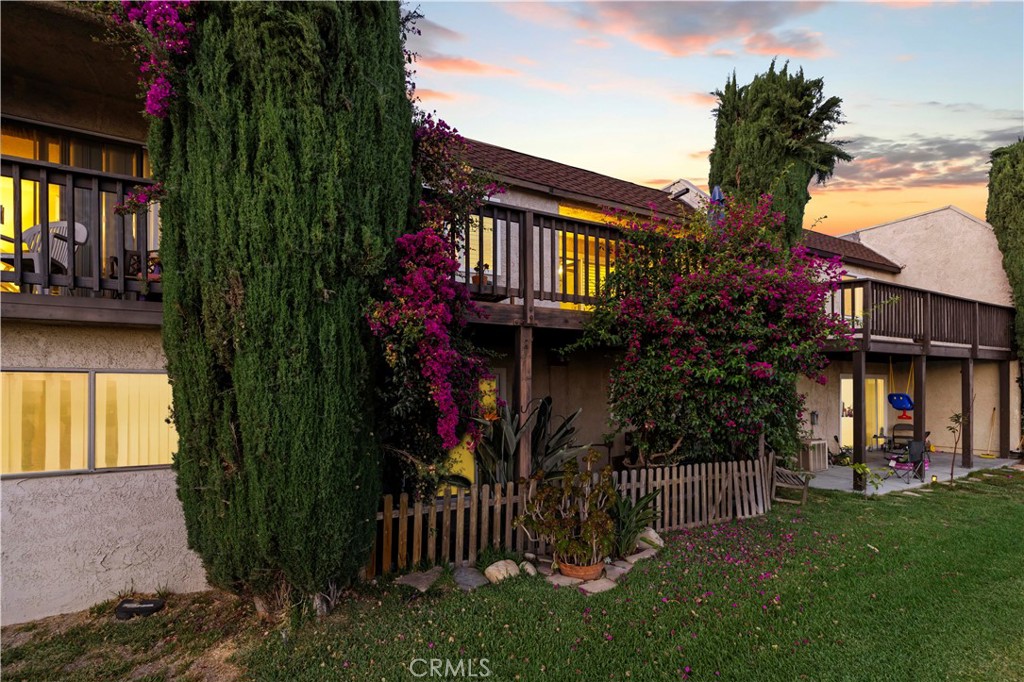 15614 Crestview Lane 63, Granada Hills, CA 91344 — photo 1