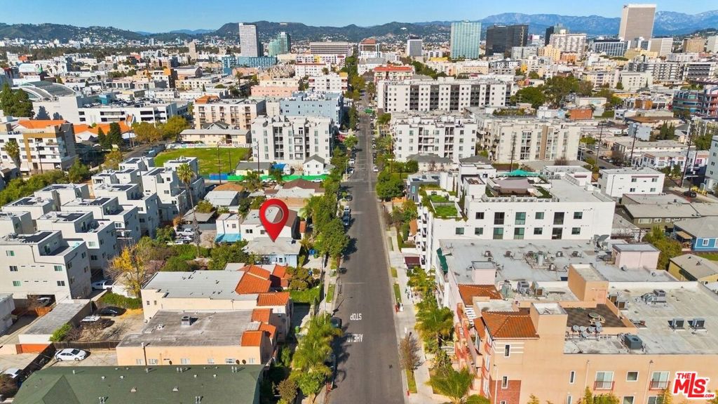 1121 S Serrano Avenue, Los Angeles, CA 90006 — photo 1