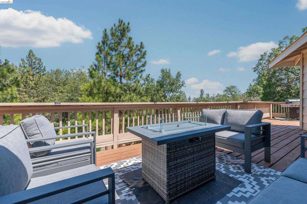 23984 Oxbow Ln South, Sonora, CA 95370-0000 — photo 1
