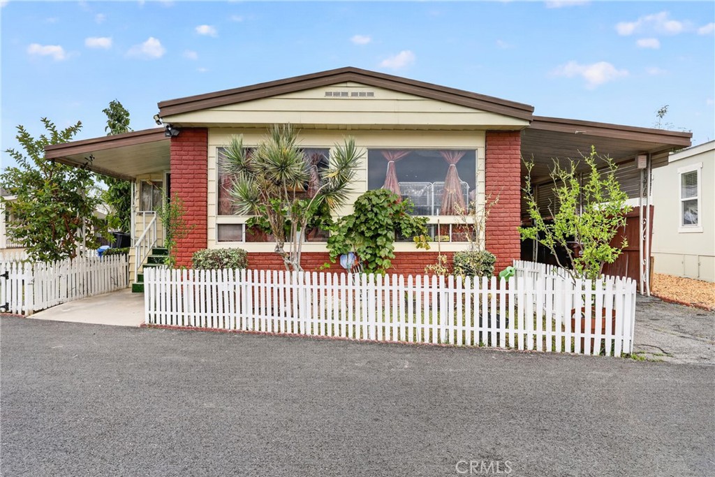 12700 Elliott 206, El Monte, CA 91732 — photo 1