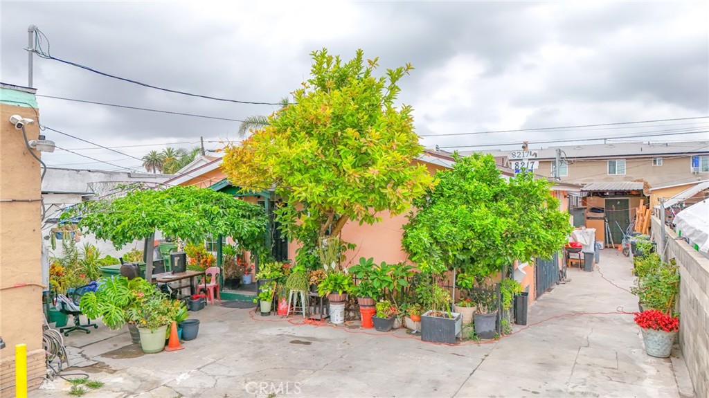 8217 Broadway Street, Los Angeles, CA 90003 — photo 1