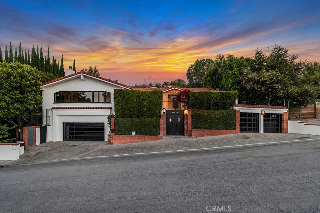 21520 Arcos, Woodland Hills, CA 91364 — photo 1