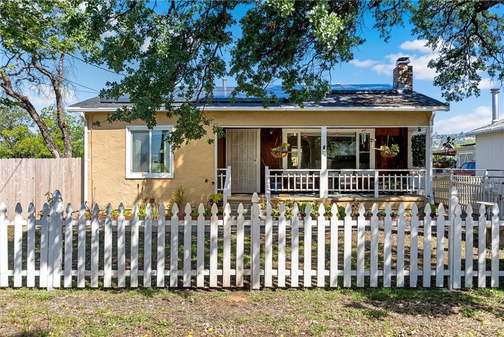 24 Grand Avenue, Oroville, CA 95965 — photo 1