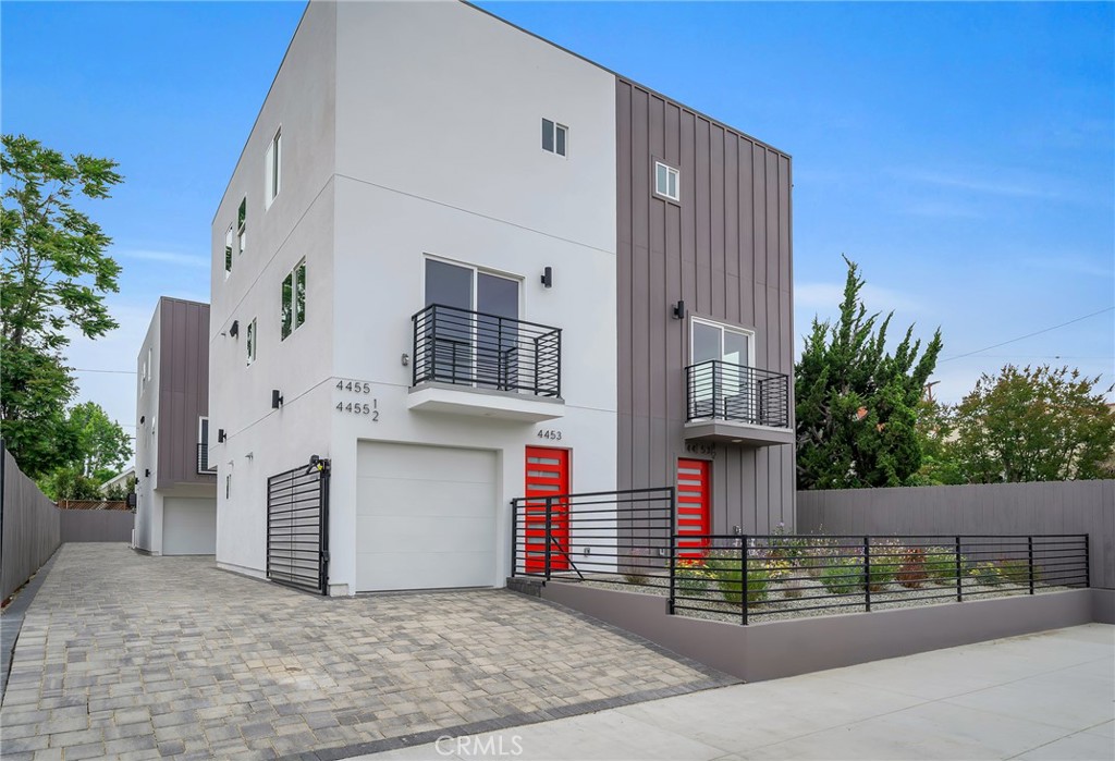 4453 Colfax Avenue, Studio City, CA 91602 — photo 1