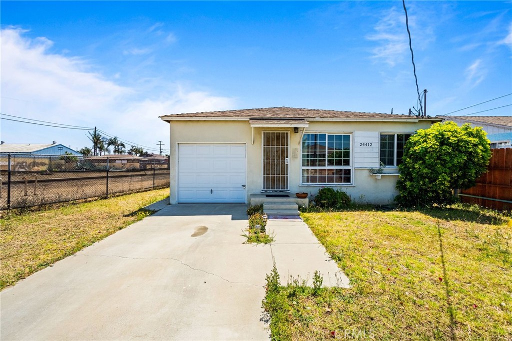 24412 Broad, Wilmington, CA 90744 — photo 1