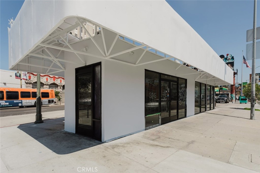 3615 Beverly Boulevard, Los Angeles, CA 90004 — photo 1