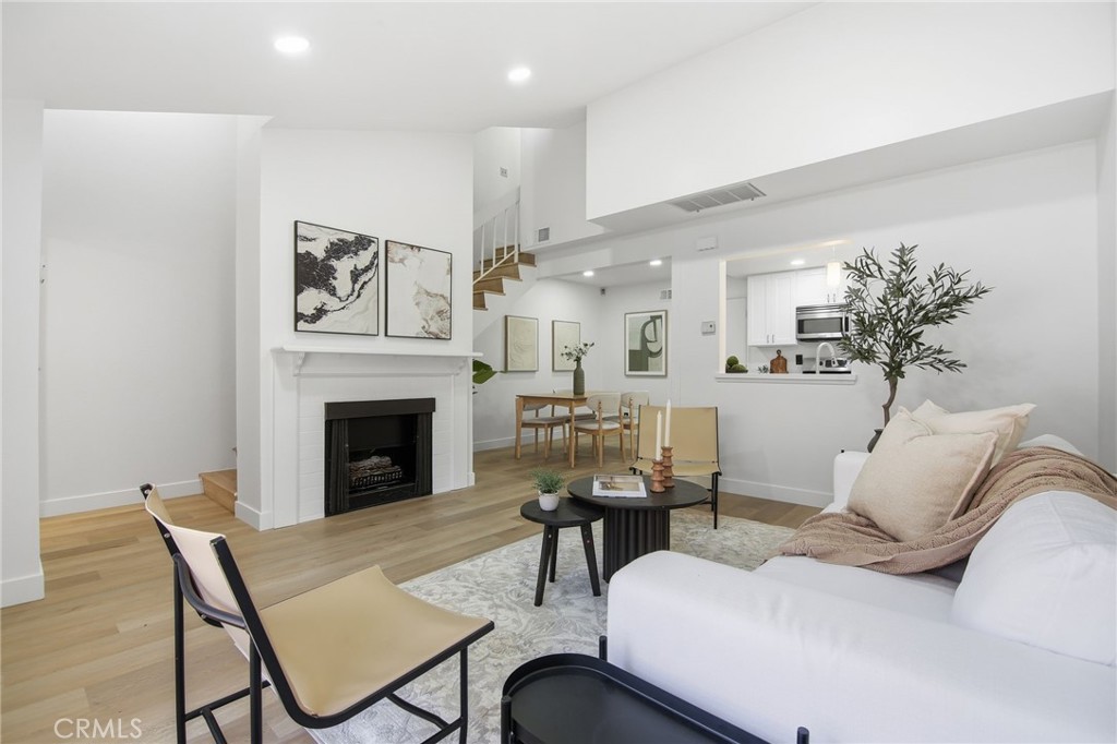 3342 Elm Avenue 26, Long Beach, CA 90807 — photo 1