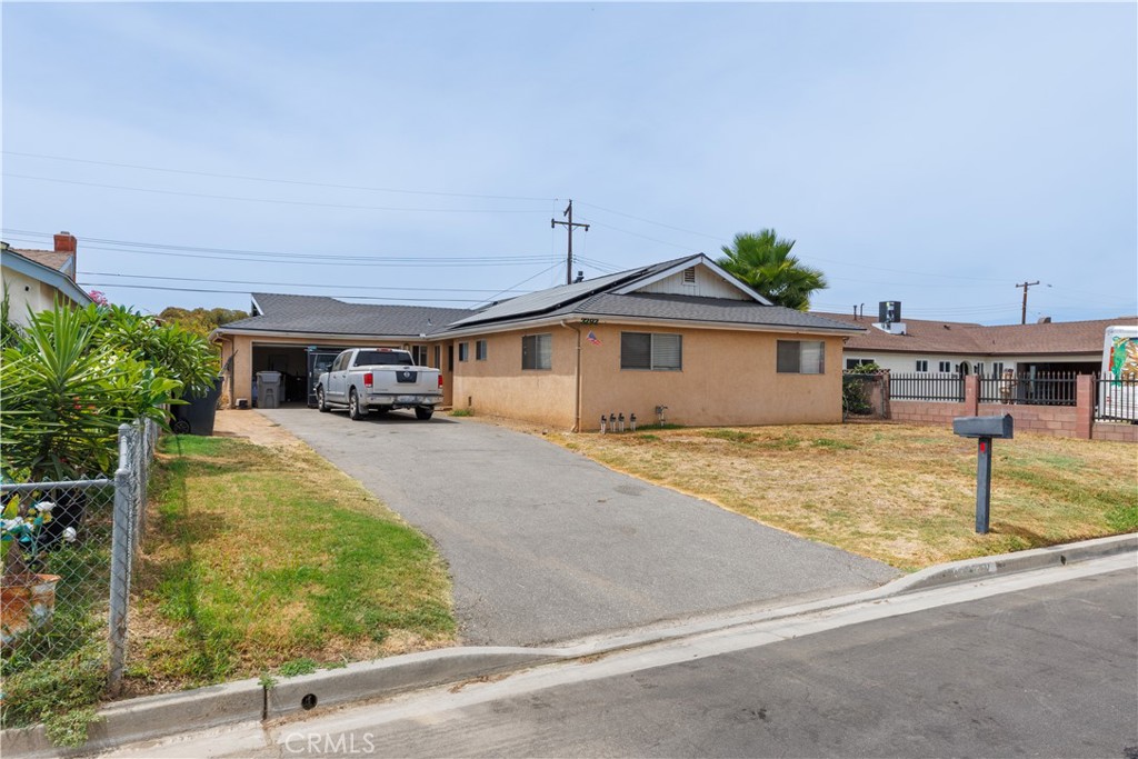 3292 Debbie Lane, Riverside, CA 92501 — photo 1