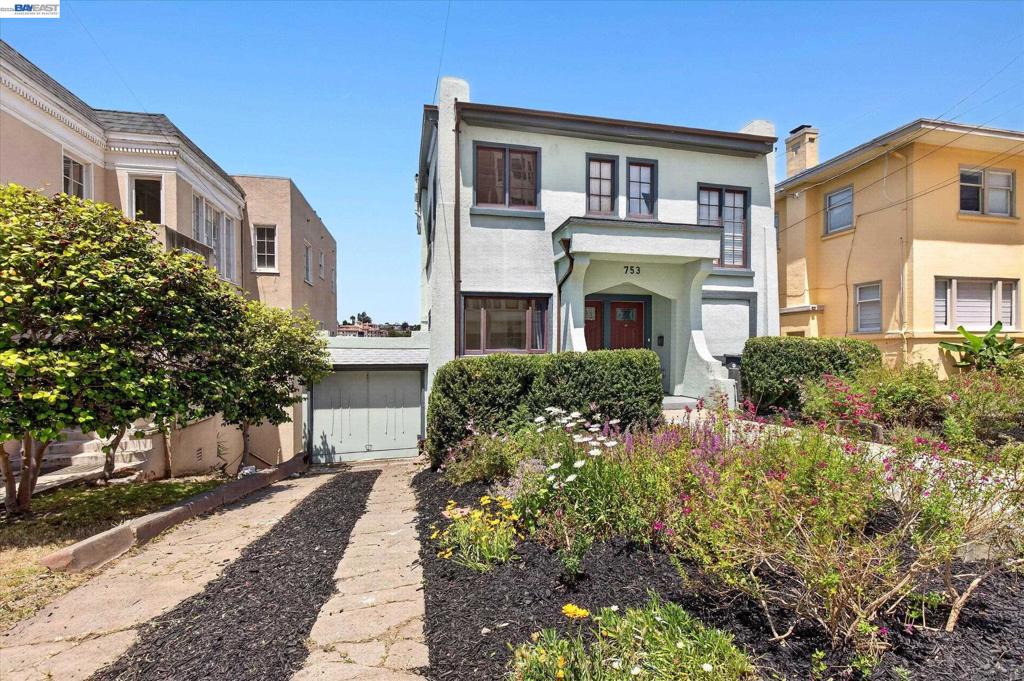 753 Warfield Ave, Oakland, CA 94610 — photo 1