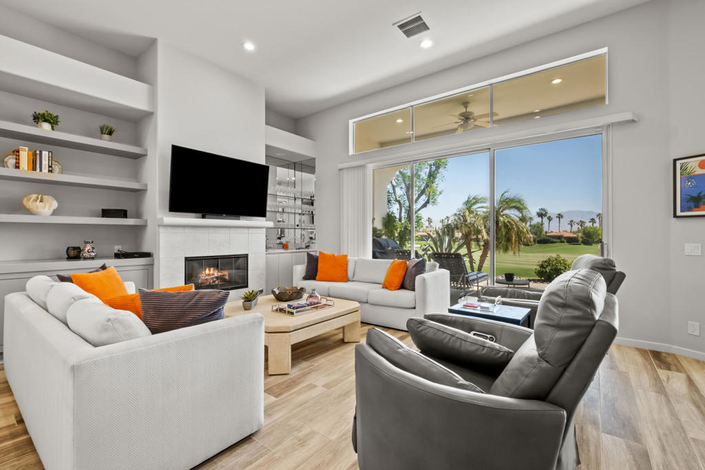 260 Tomahawk Drive, Palm Desert, CA 92211 — photo 1
