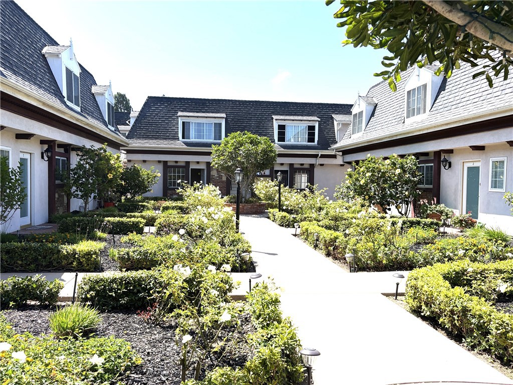 8130 Redlands 10, Playa Del Rey, CA 90293 — photo 1