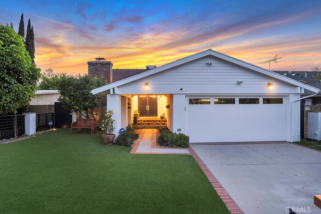 6305 Crebs, Tarzana, CA 91335 — photo 1