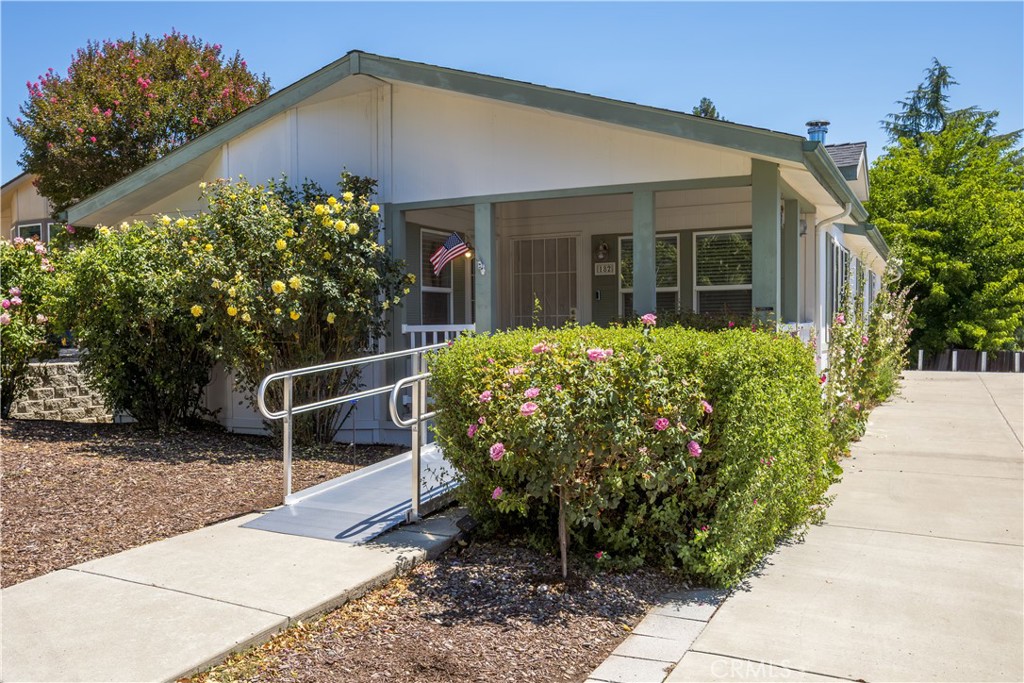 182 Terrace, Paso Robles, CA 93446 — photo 1
