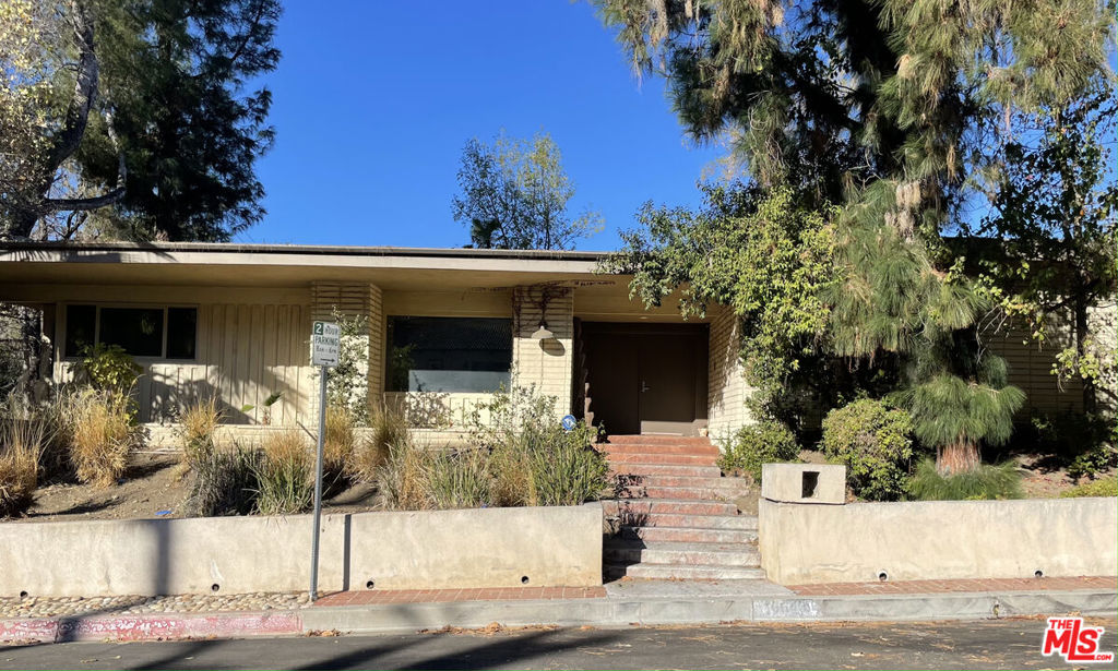 16643 Nanberry Road, Encino, CA 91436 — photo 1