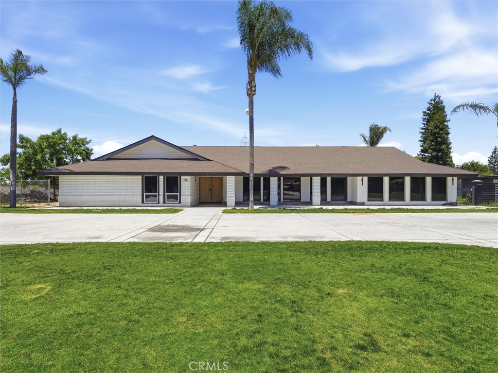7280 W Menlo, Fresno, CA 93723 — photo 1