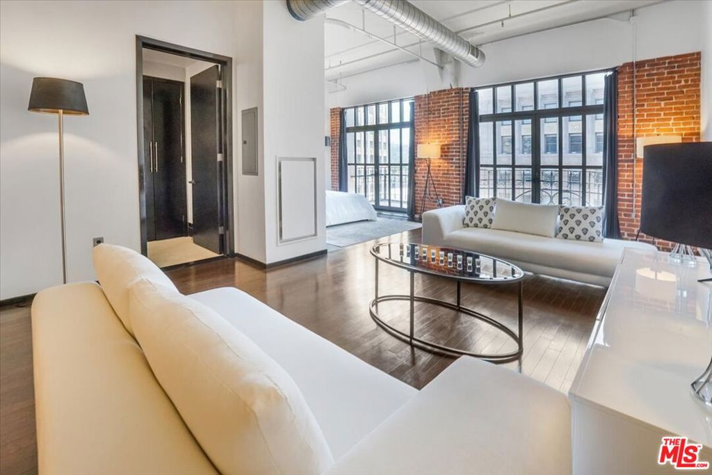 1645 N Vine Street 905, Los Angeles, CA 90028 — photo 1