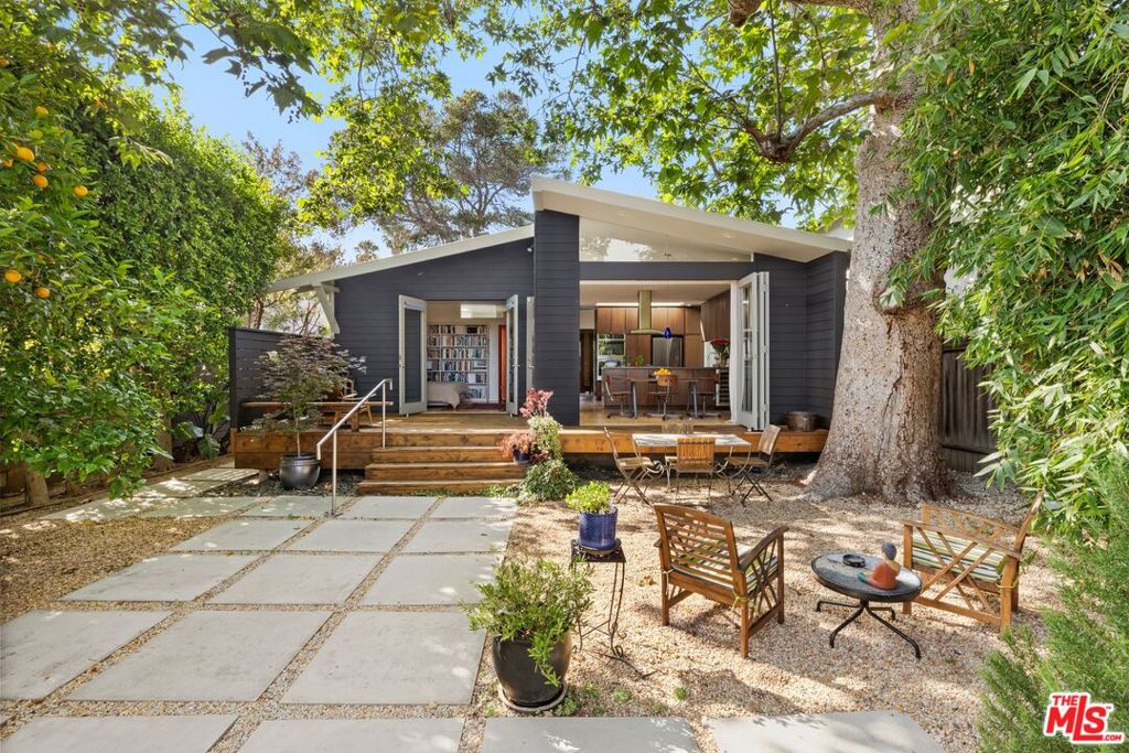 712 Copeland Court, Santa Monica, CA 90405 — photo 1