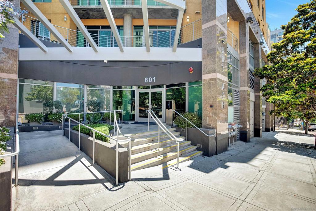801 Ash St 304, San Diego, CA 92101 — photo 1