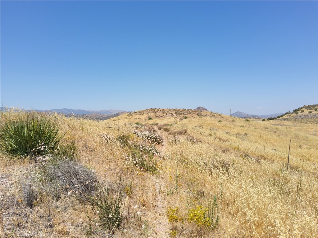 0 9, Agua Dulce, CA 91351 — photo 1