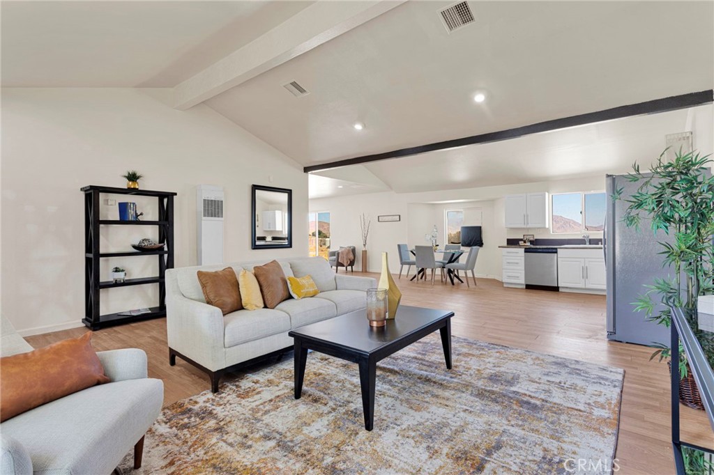 32480 Wren, Lucerne Valley, CA 92356 — photo 1