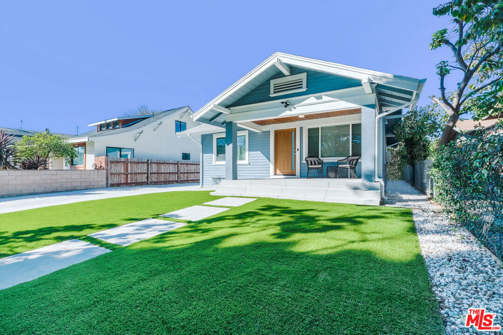 143 N Vendome Street, Los Angeles, CA 90026 — photo 1