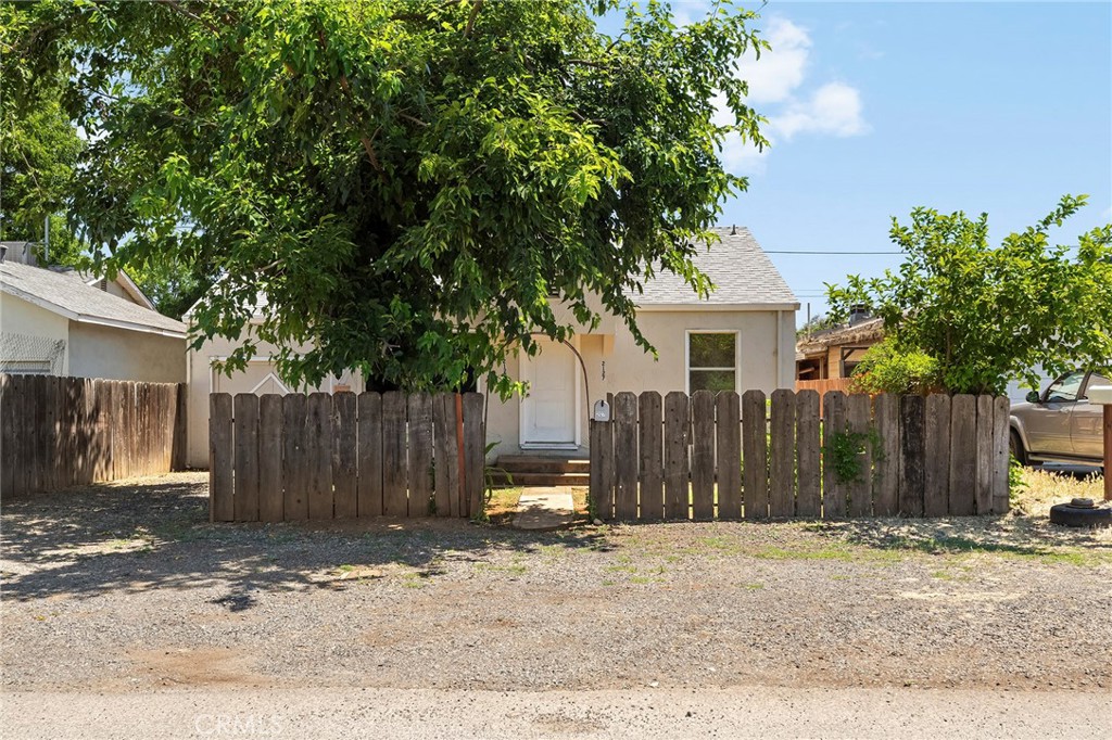2127 B Street, Oroville, CA 95966 — photo 1