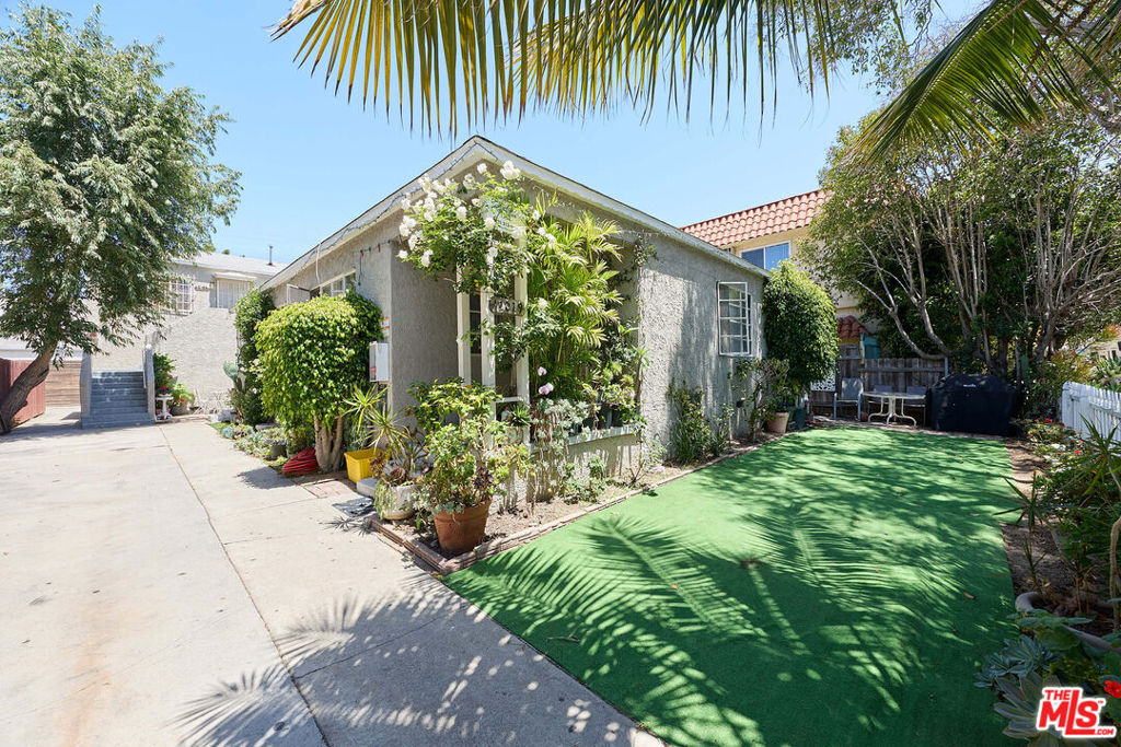 12029 Washington Place, Los Angeles, CA 90066 — photo 1