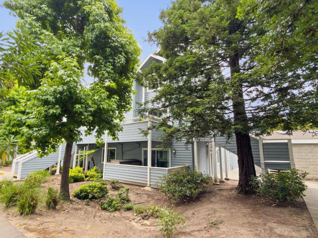 41 Grandview Street 1402, Santa Cruz, CA 95060 — photo 1