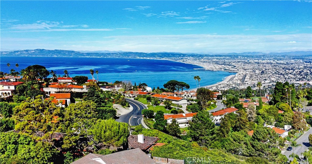 2521 Novato Place, Palos Verdes Estates, CA 90274 — photo 1