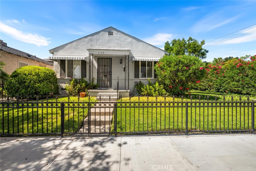 5139 E Carson Street, Long Beach, CA 90808 — photo 1