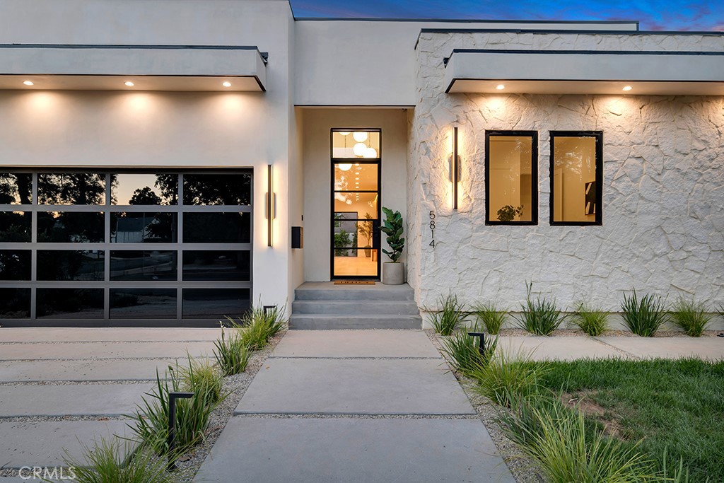 5814 Graves Avenue, Encino, CA 91316 — photo 1
