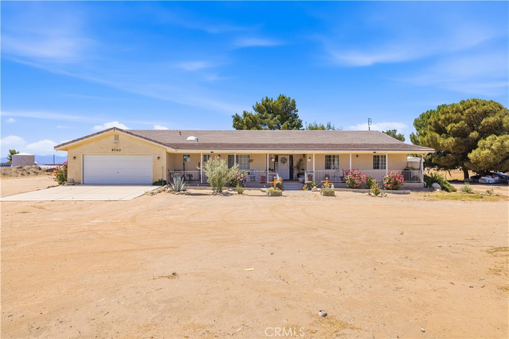 9740 E Avenue G10, Lancaster, CA 93535 — photo 1