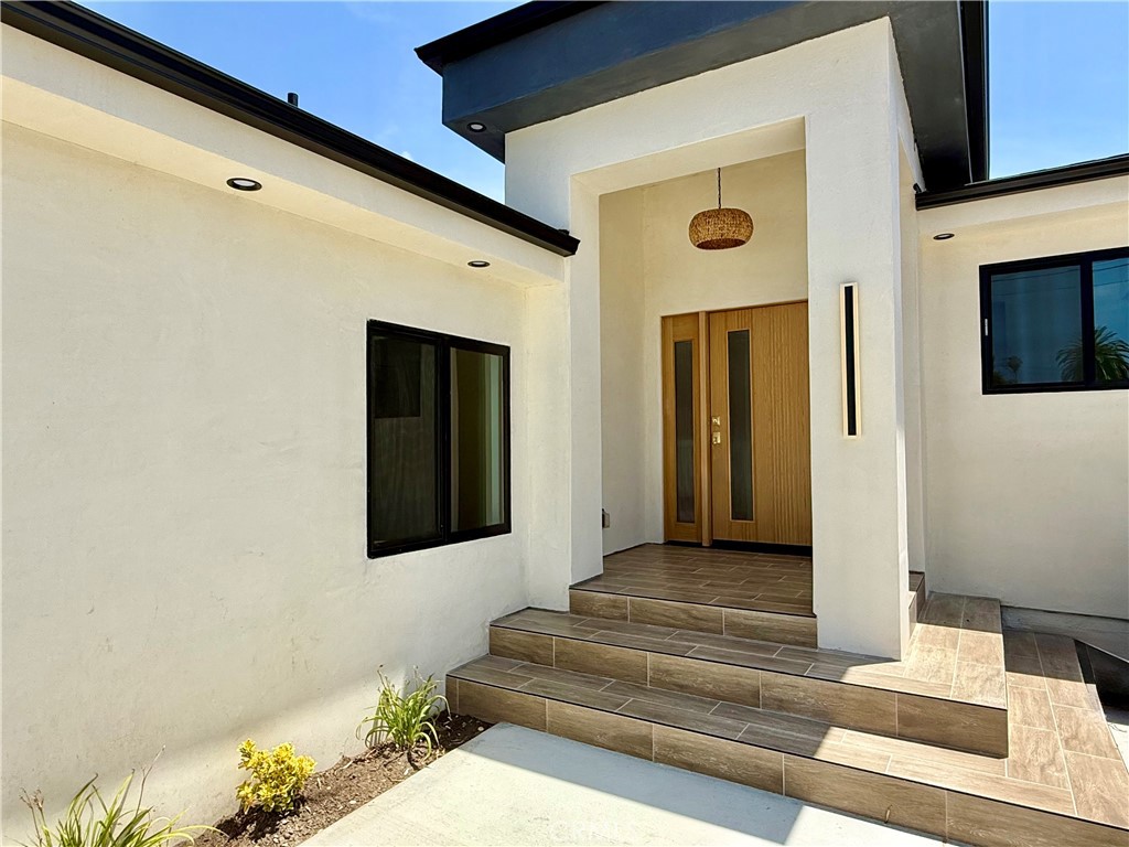 22130 Gault Street, Canoga Park, CA 91303 — photo 1