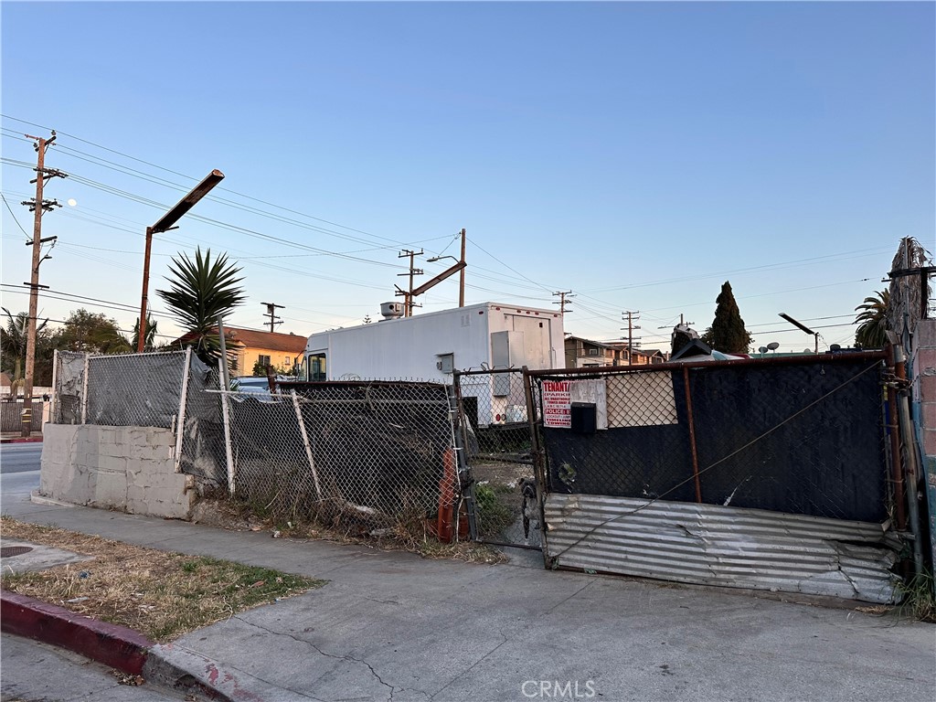 10305 S Normandie, Los Angeles, CA 90044 — photo 1
