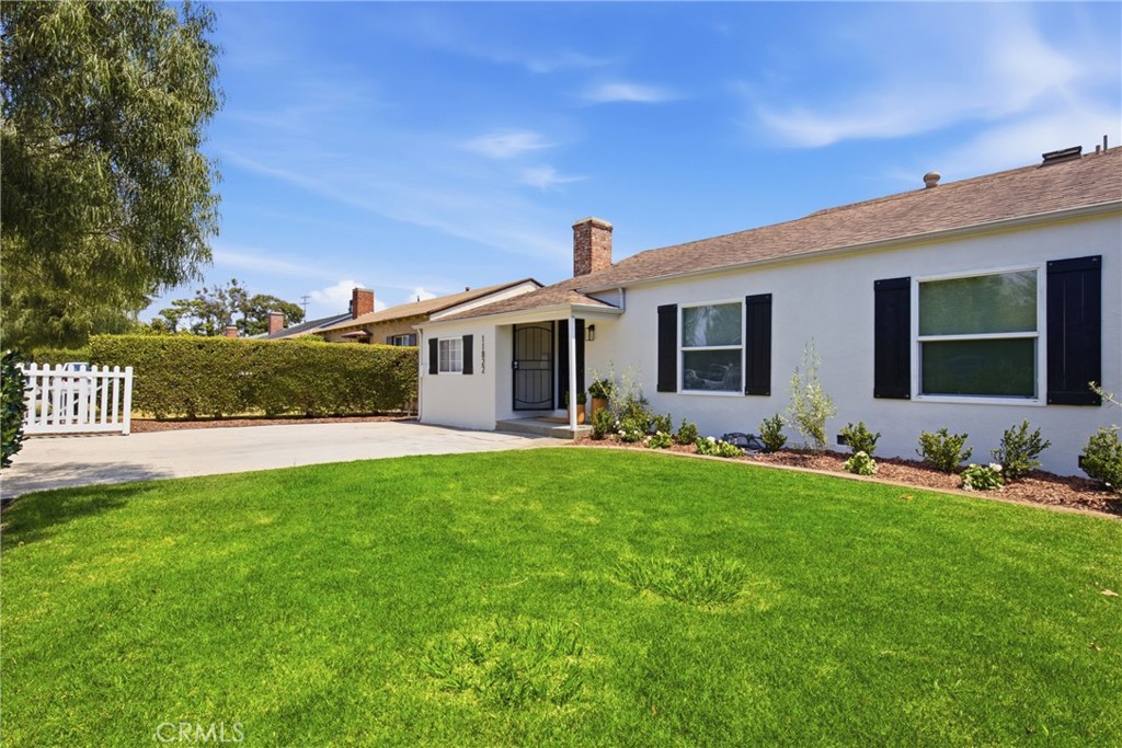 11822 Exposition Boulevard, Los Angeles, CA 90064 — photo 1
