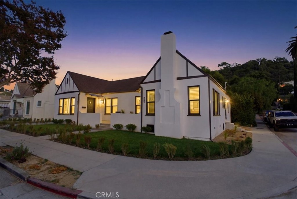 900 Brier Lane, Glendale, CA 91205 — photo 1